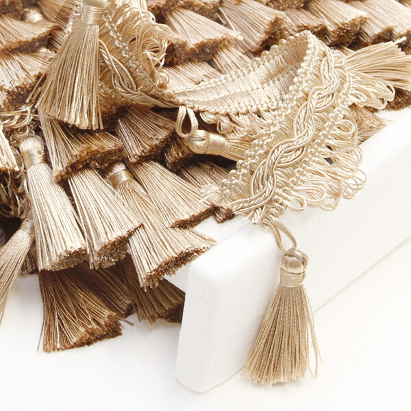 Tupsunauha 80mm Hiekka-Beige (DT004HV)